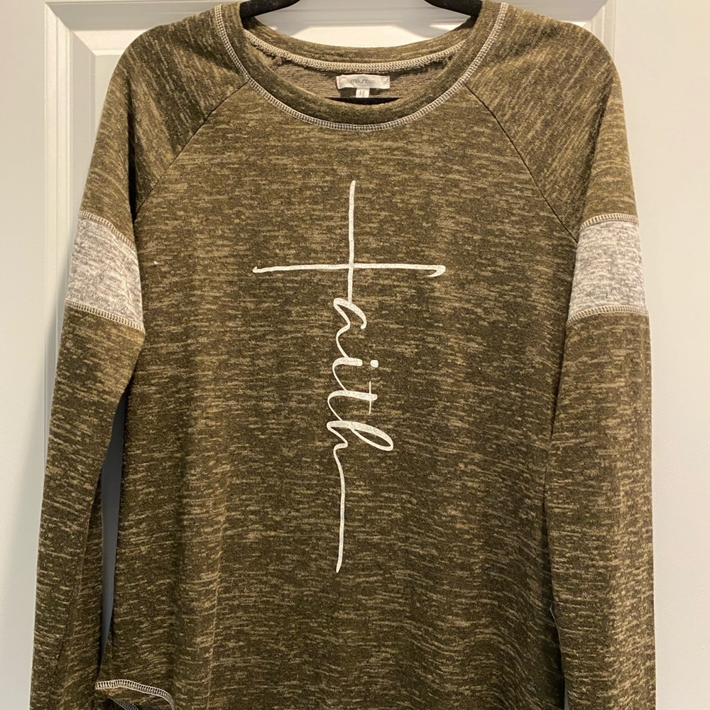 Maurice’s faith long sleeve